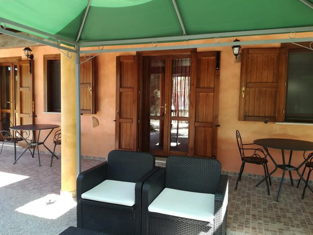 Nocleg ze śniadaniem Bed and Breakfast Sumindulau Torre delle Stelle